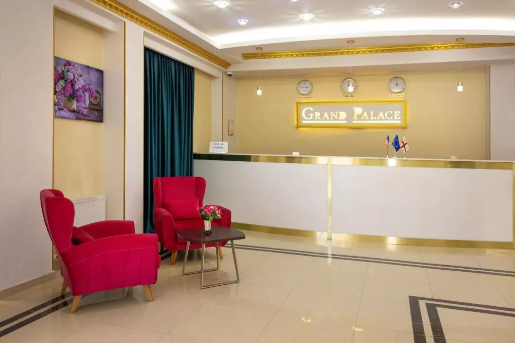 Hotel Grand Palace